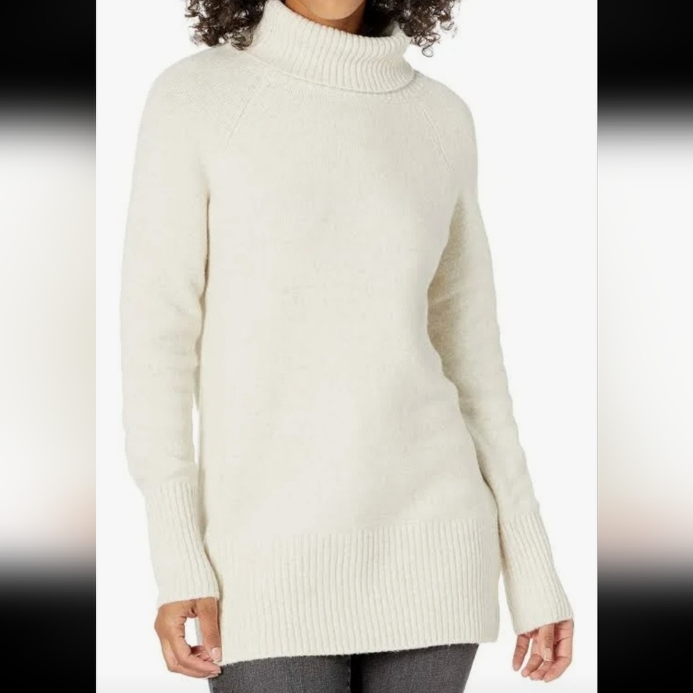 Goodthreads Women's Boucle Turtleneck Sweater Cream Size Medium
